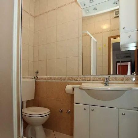 Radan Apartment *